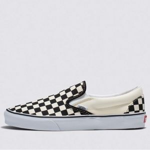 Vans black and white checkered slip on’s